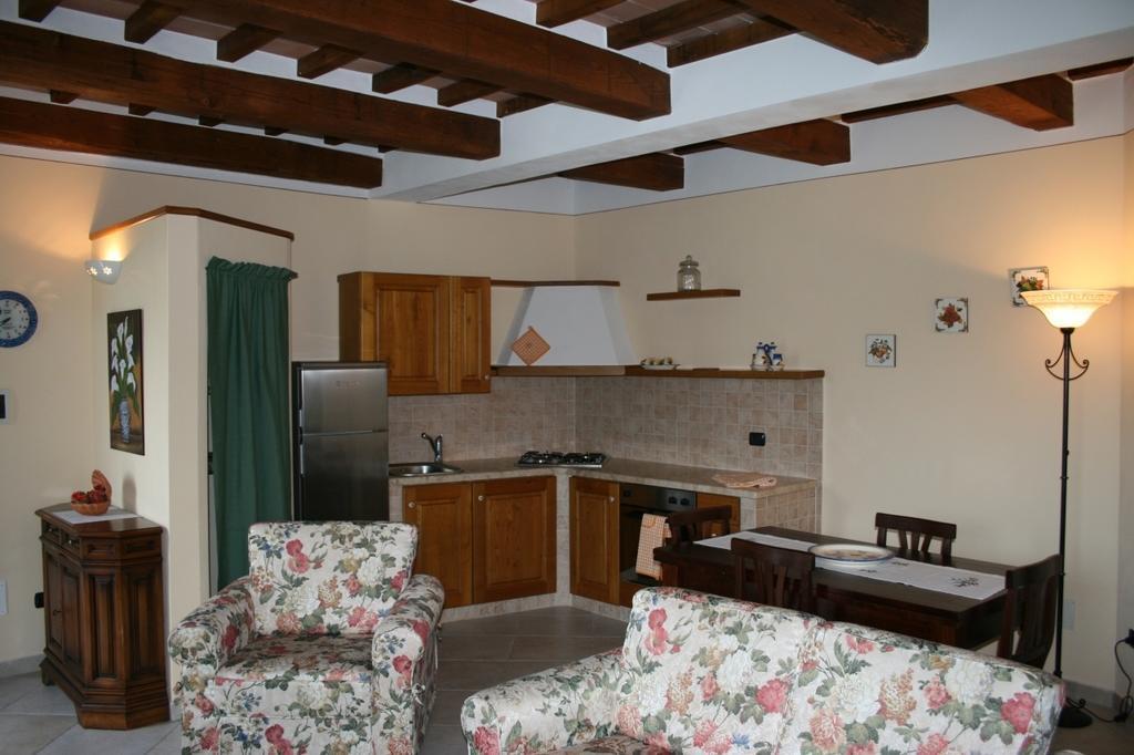 Casa Vacanze San Francesco Bagni San Filippo Δωμάτιο φωτογραφία
